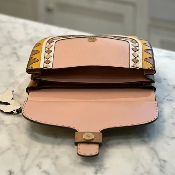 Tory McGraw Toucan Bag — leather, rare, and so cute!! - Picture 11 of 14